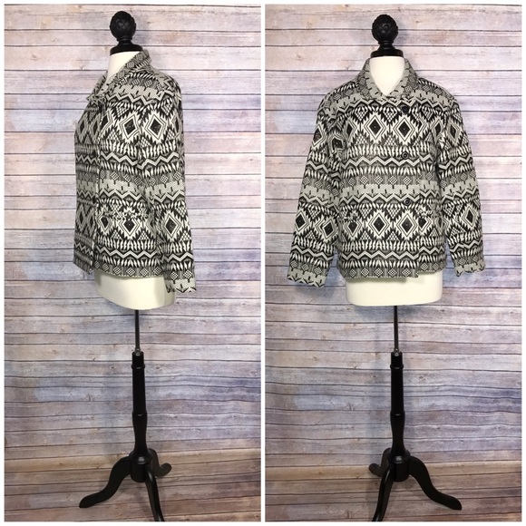 {Velvet by Graham & Spencer} Printed Aztec Jacket - Picture 4 of 8